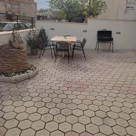 Apartment Dora-100M From The Central Beach Makarska Luaran gambar