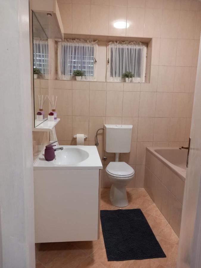 Apartment Dora-100M From The Central Beach Makarska Luaran gambar